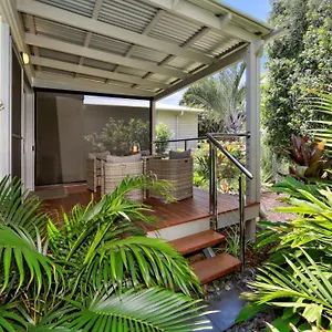 **** Resort Woodgate Beach Houses Australia
