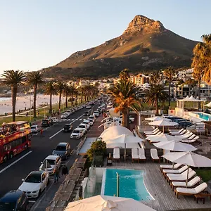 Hotell The Bay